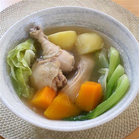 Nilagang Manok (Boiled Chicken Soup) Recipe .